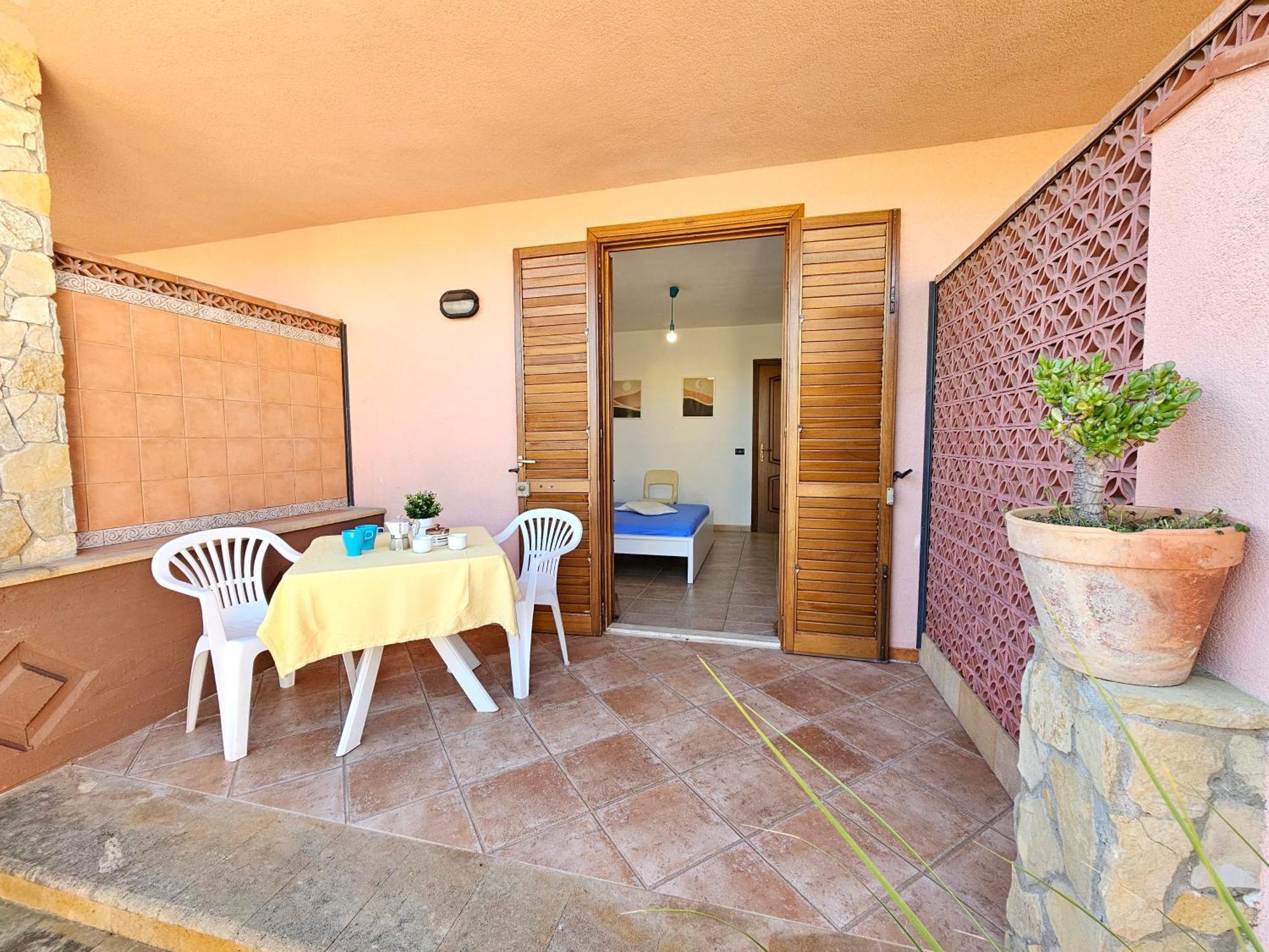 Costa Mediterranea Holiday Homes Кампофеличе-ди-Роччелла Экстерьер фото