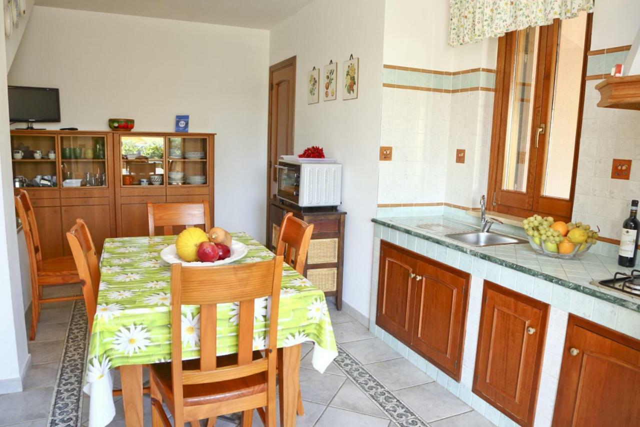 Costa Mediterranea Holiday Homes Кампофеличе-ди-Роччелла Экстерьер фото